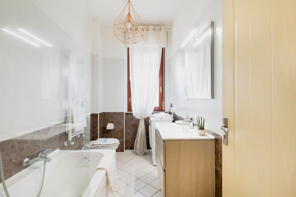 Bathroom, Bath