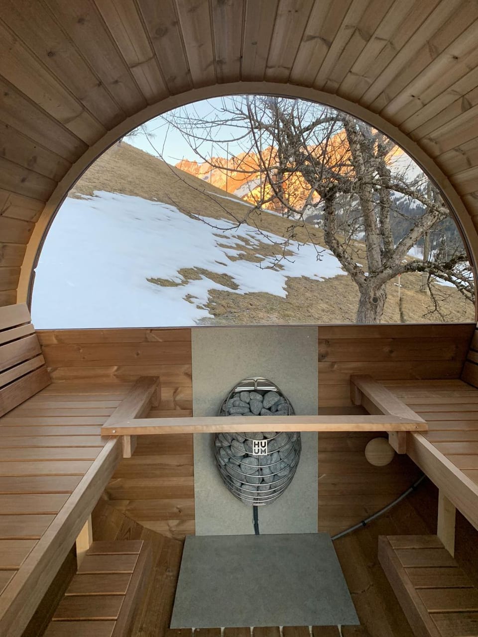 chalet coup de coeur+véhicule 4*4 ; 9 places à dispo House in La Clusaz