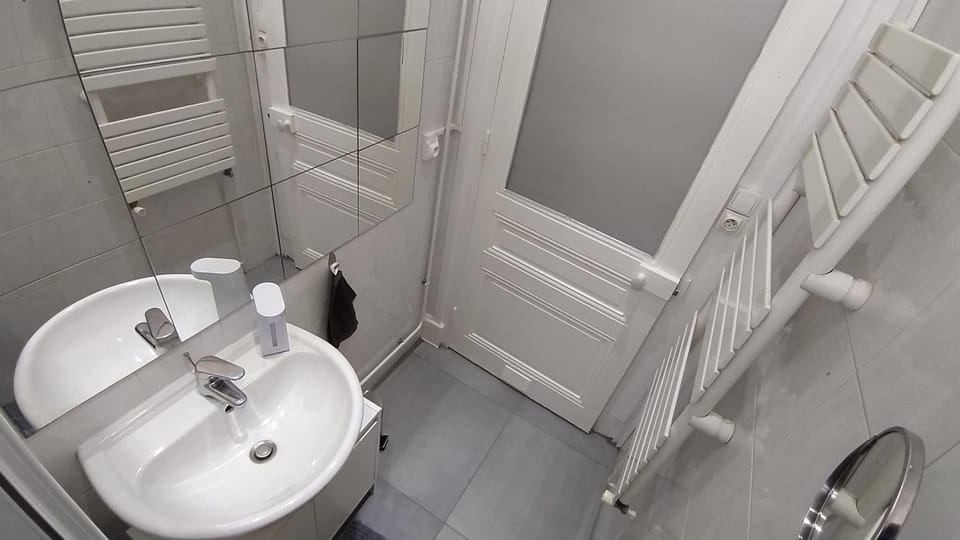 Appart - Hotel La Batisse de Saint-Chamond Apartment in Auvergne-Rhône-Alpes