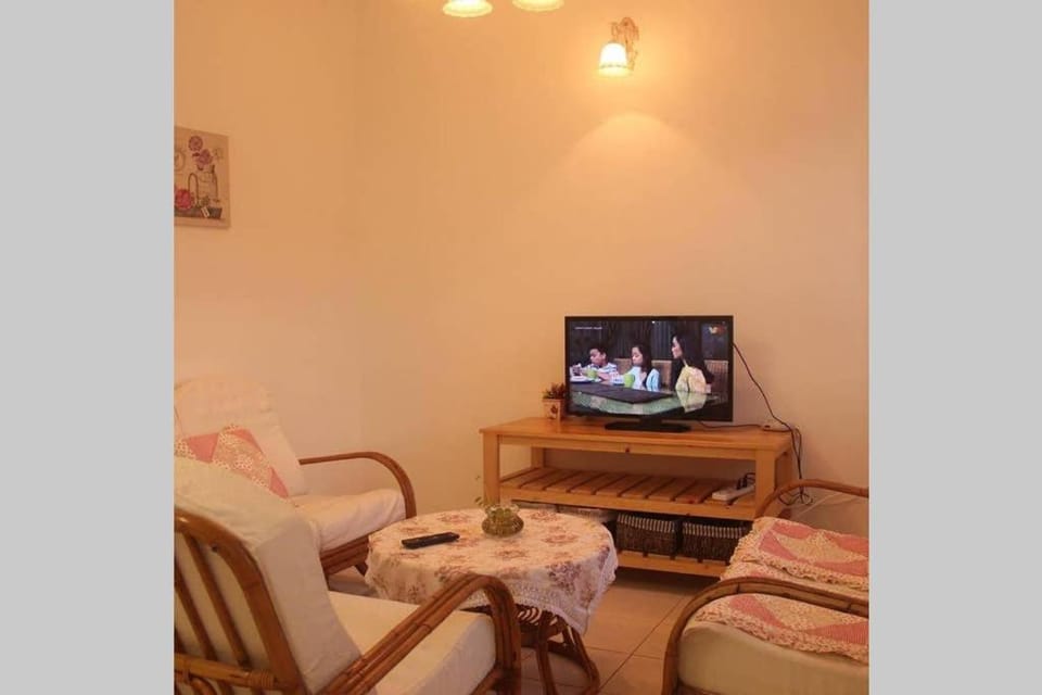 RusticSecretGarden田园民宿NearJONKERAFAMOSA鸡场街红屋 by Myplace Vacation rental in Malacca