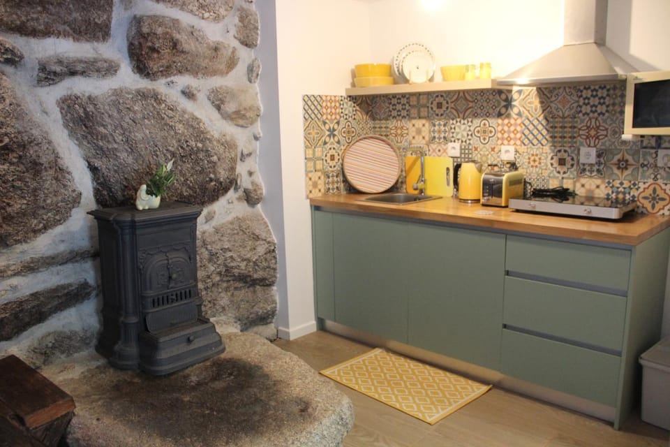 Bosque dos Amieiros Farm Stay in Porto District
