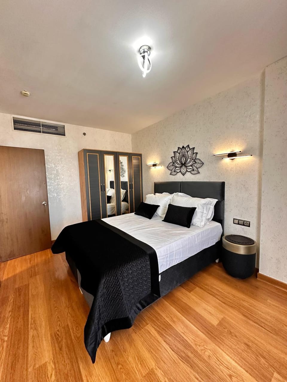 SABİHA GOKCEN İSTANBUL HOUSES Airport Hotel in Istanbul