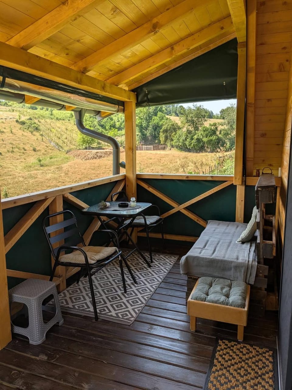 View (from property/room), Balcony/Terrace