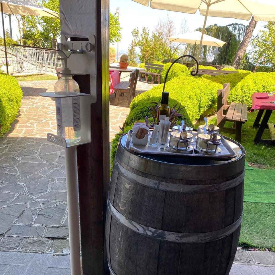 Restaurant/places to eat, Garden