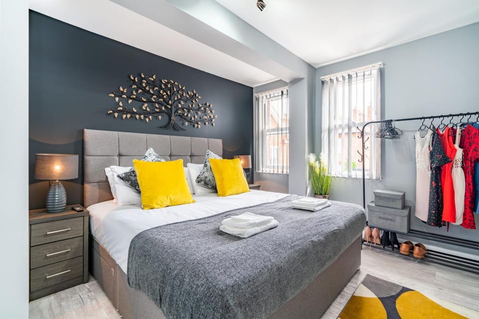 Photo of the whole room, Decorative detail, Bedroom