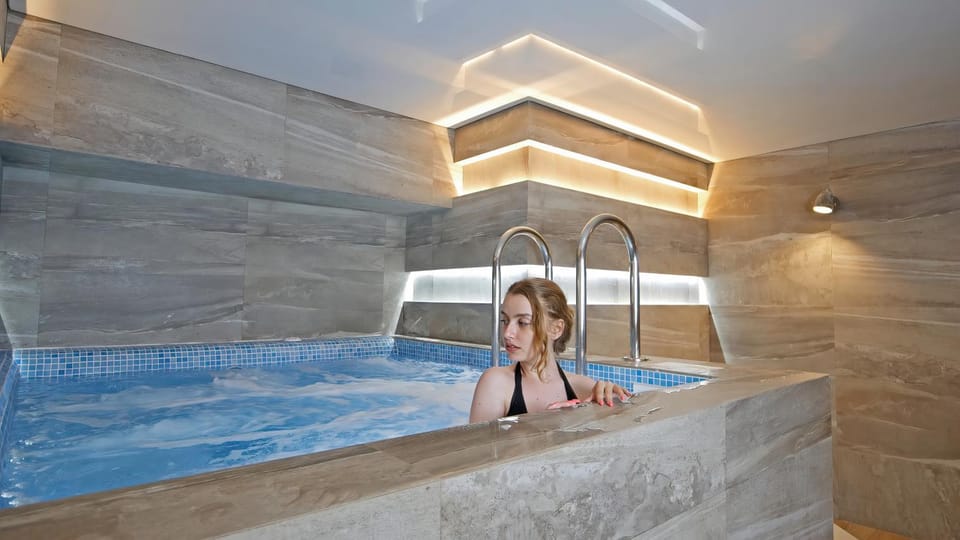Sauna, Spa and wellness centre/facilities