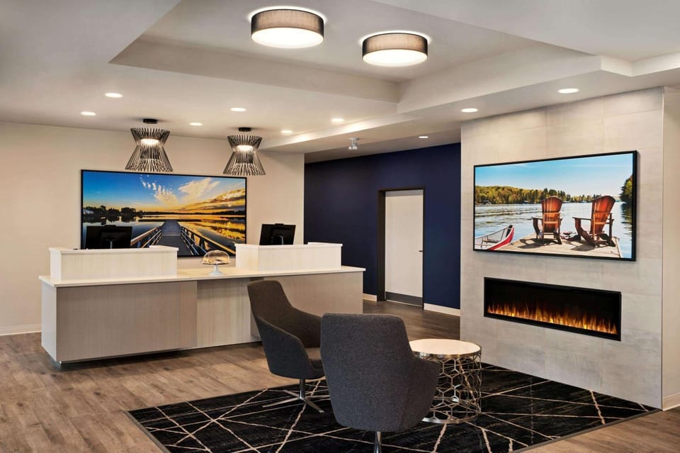 Lobby or reception, On site