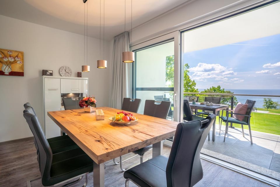 Balcony/Terrace, Dining area