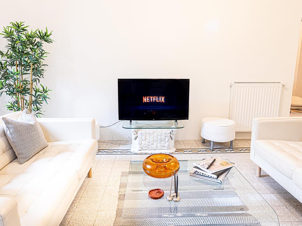 TV and multimedia, Living room