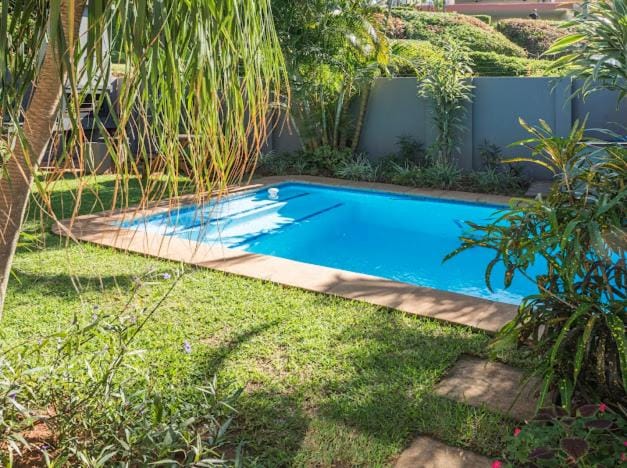 Garden, Swimming pool