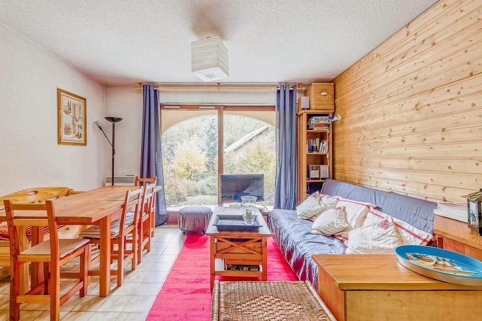 Apartment Near The Slopes La Salle Des Alpes Apartment in Saint-Chaffrey