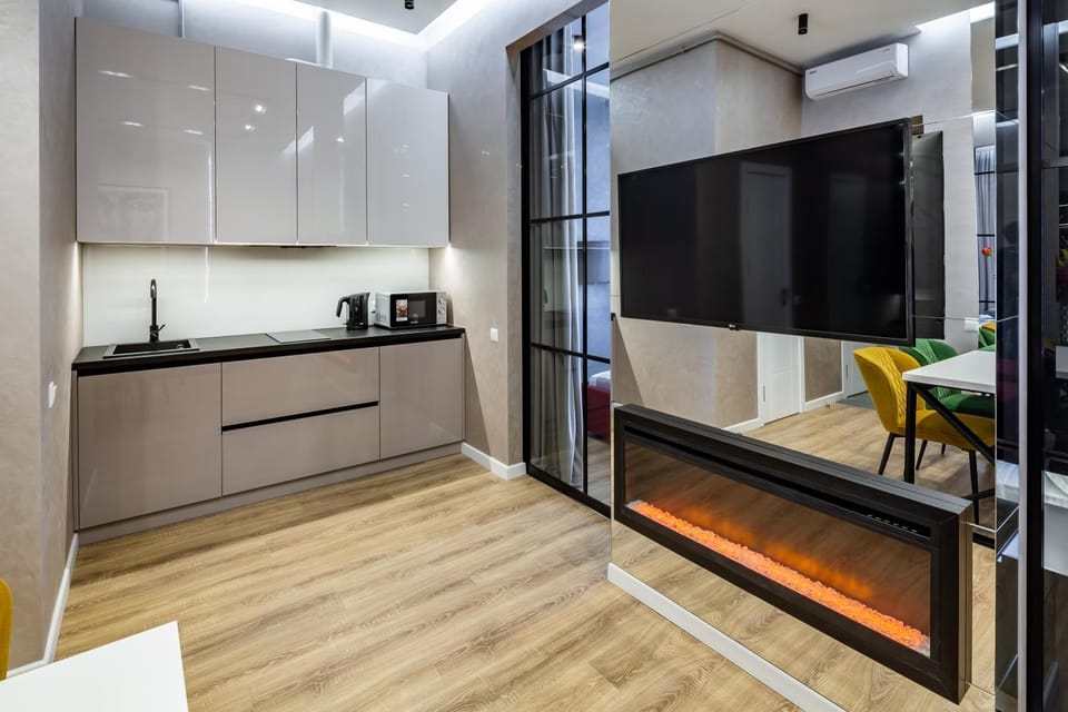 Kitchen or kitchenette