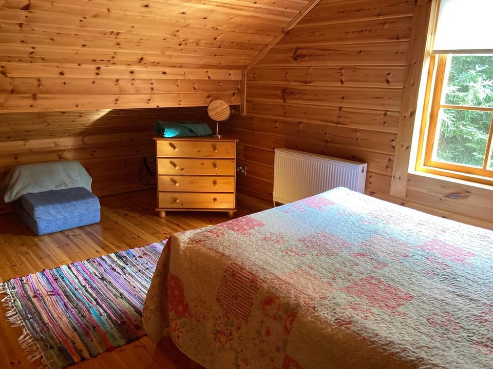 Riverside log cabin 10 River Valley Cabin in Leitrim, Co. Leitrim, Ireland