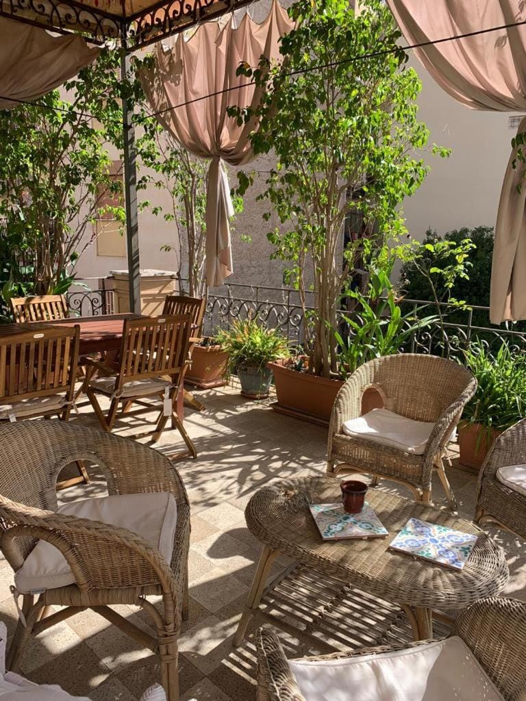 Patio, Spring, Balcony/Terrace