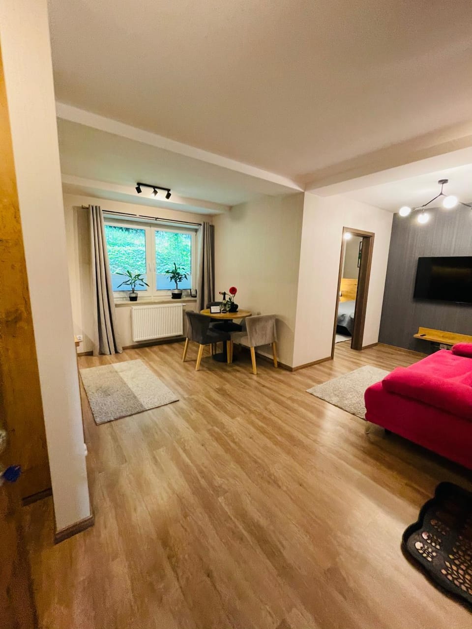 Living room, Seating area, Dining area