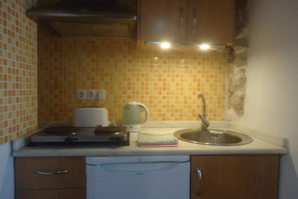 Cueva Santa Cruz Apartment in Alicante