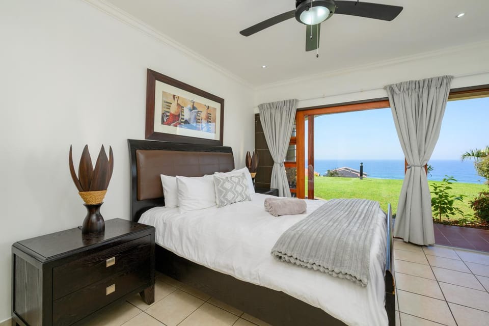 Patio, Bed, Photo of the whole room, Bedroom, Sea view