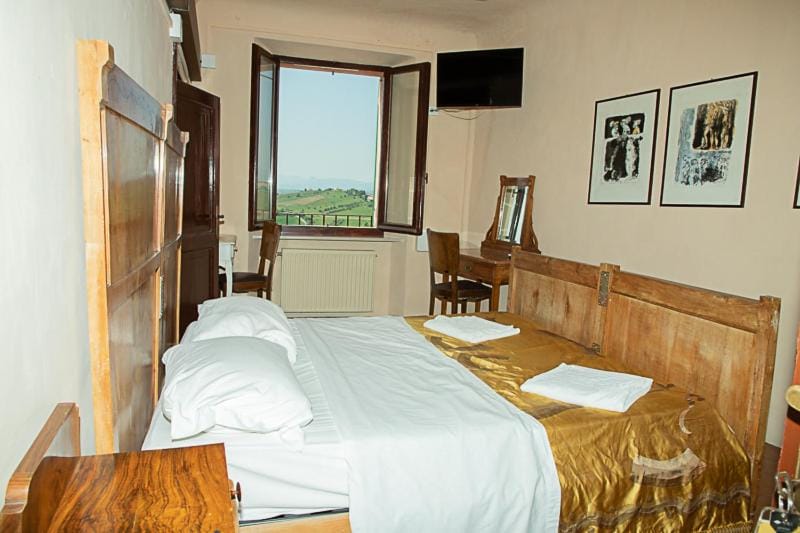 casa di Faustina (albergo diffuso) Bed and Breakfast in Marche