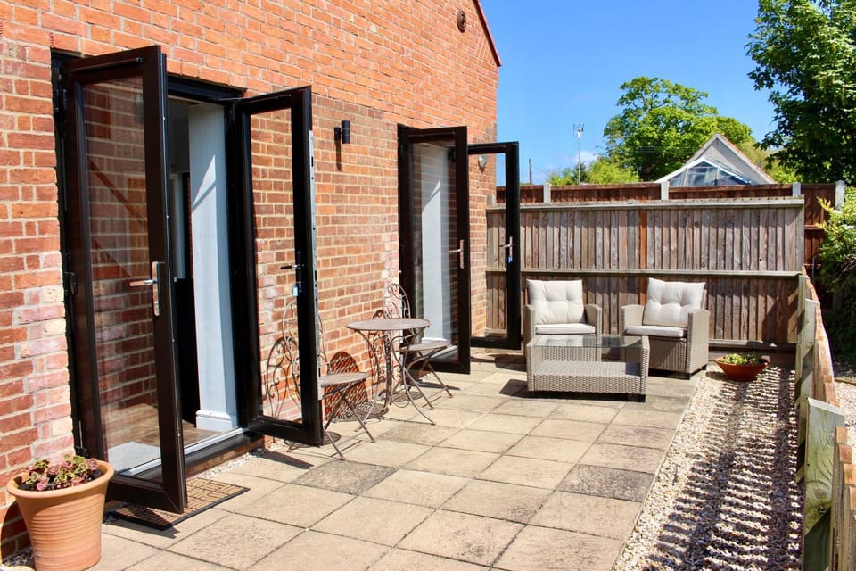Patio, Seating area, Dining area