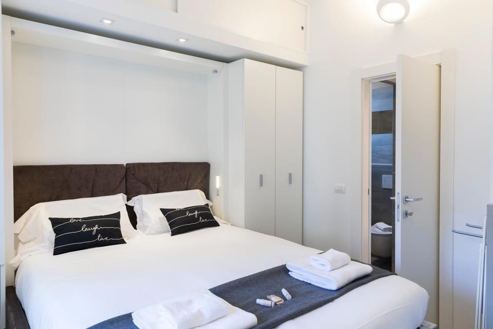 Bathroom, Bedroom