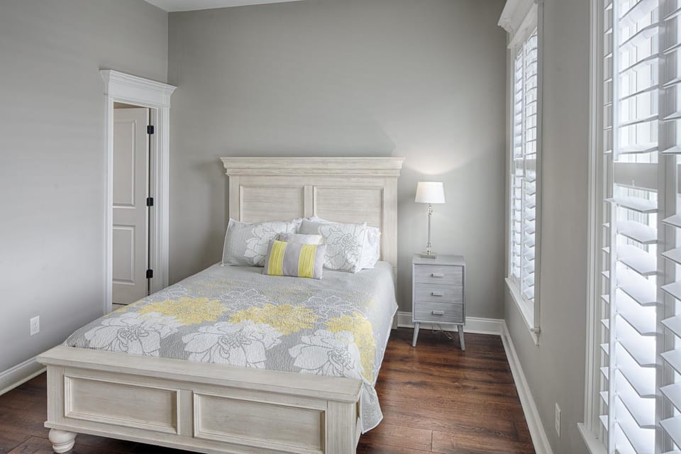 Bed, Bedroom, Bedroom