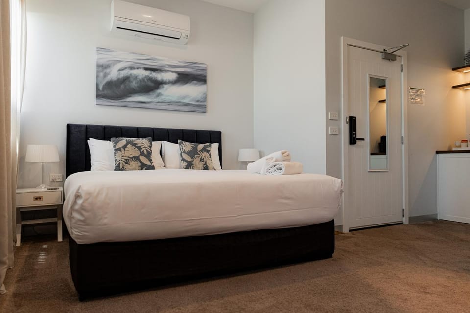 Bay Of Fires Apartments - Town Centre Hotel in St Helens