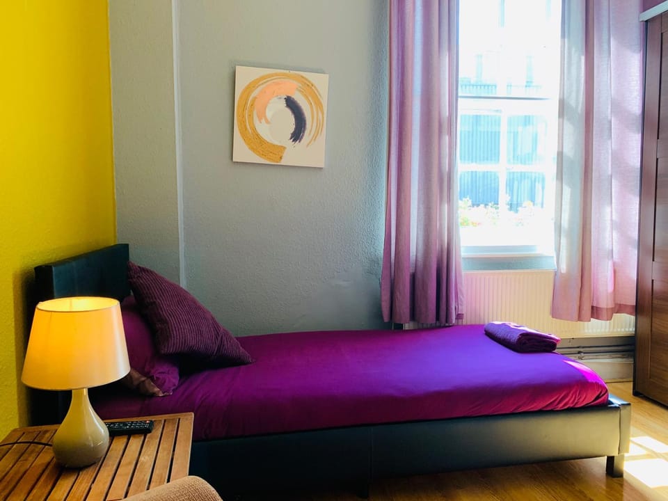Prince Arthur Bed and Breakfast in London Borough of Islington