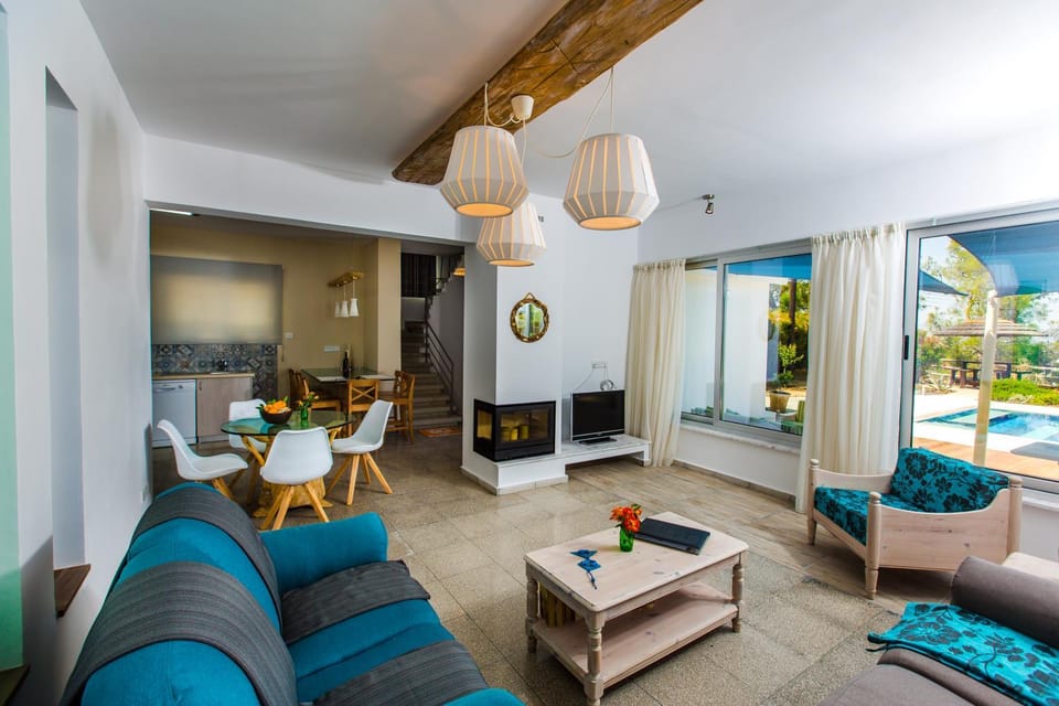 Villa Med. Coast Deluxe Villa in Paphos District
