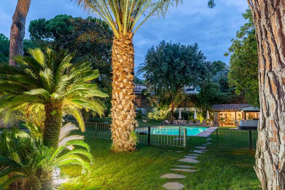 Garden, Lounge or bar