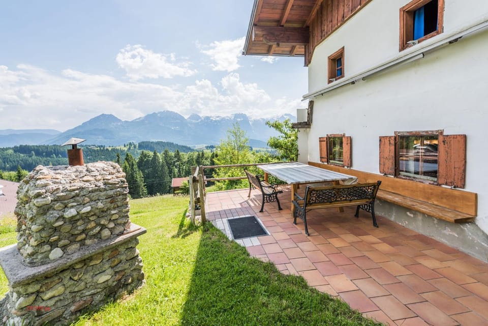 BBQ facilities, Garden, Balcony/Terrace, Seating area