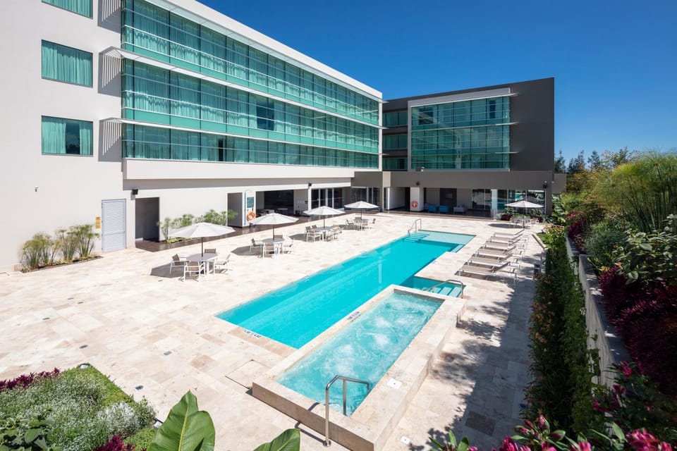 Pool view, Swimming pool