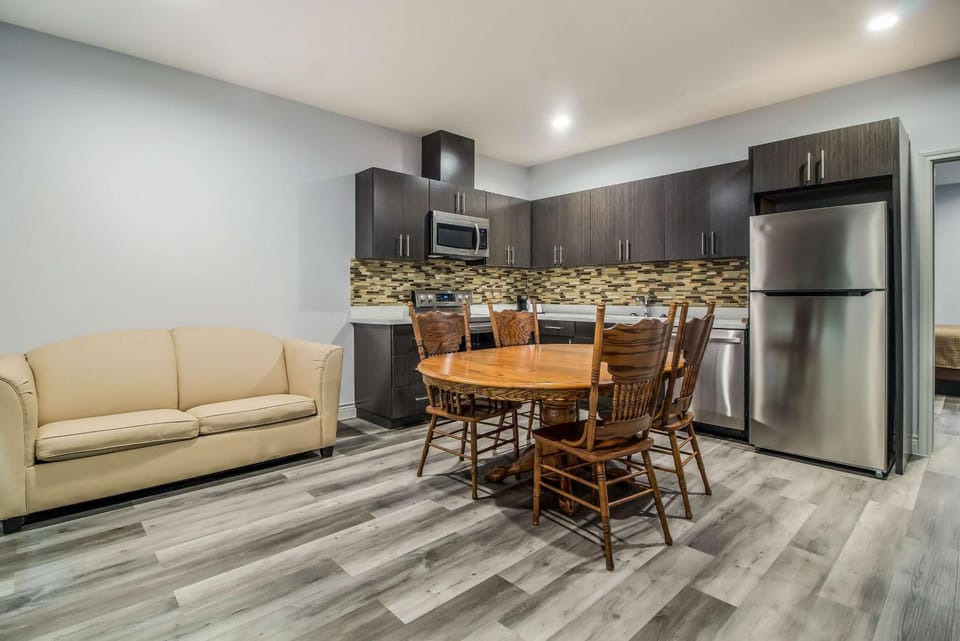 Photo of the whole room, On site