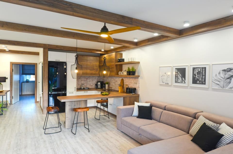 Living room, Dining area, Communal kitchen