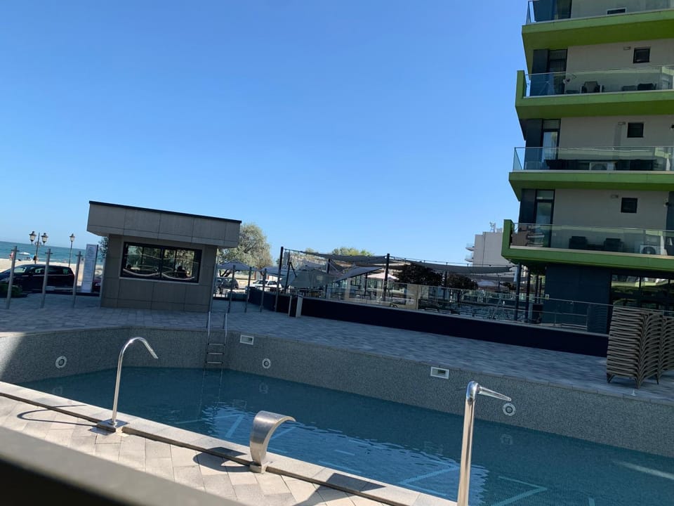 Black Sea View Studio & Spa & Pools Mamaia Nord Apartment in Constanța County
