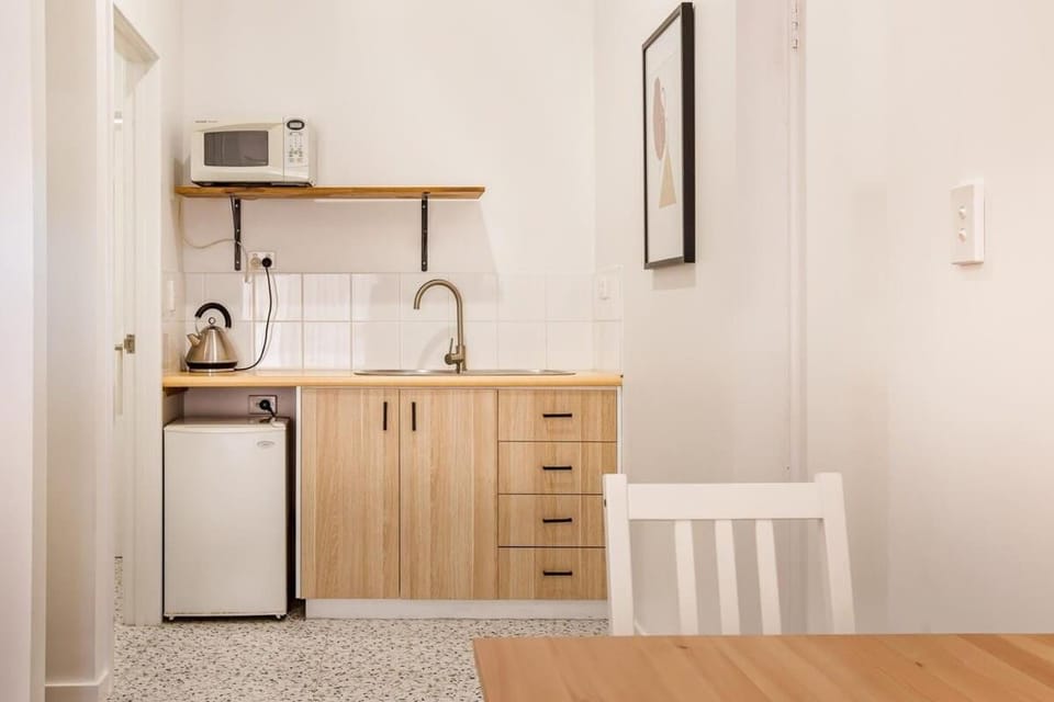 Lana Unit 31 Studio Apartment - Central Base for South West Adventures Apartment in Margaret River