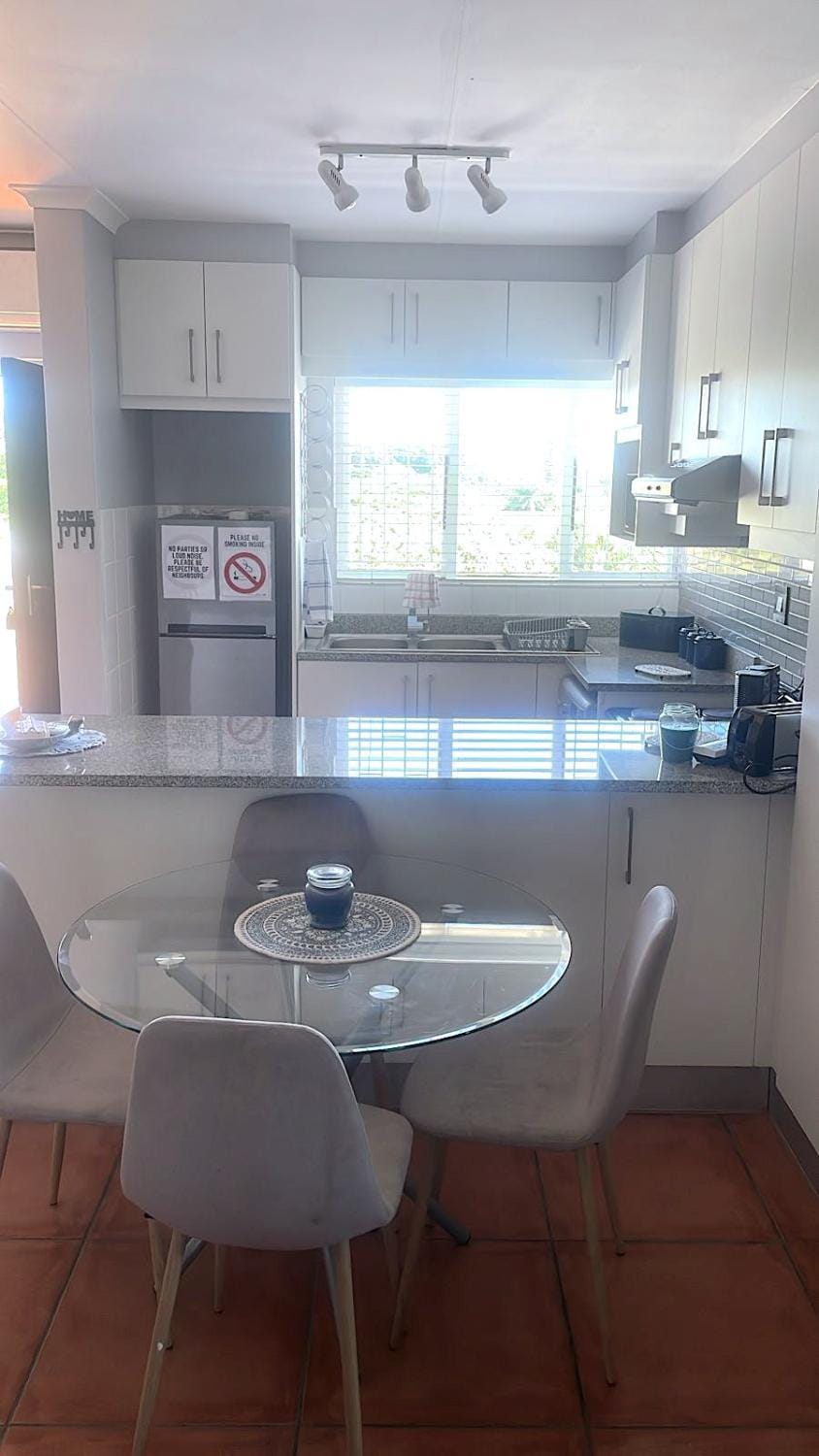 Dining area, kitchen, kitchen