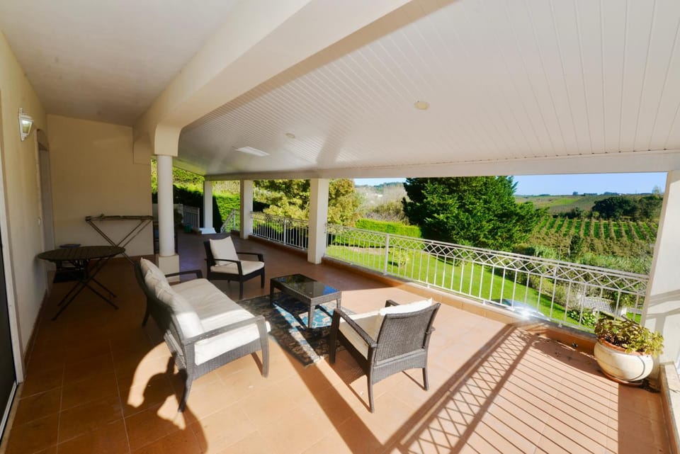 View (from property/room), Balcony/Terrace