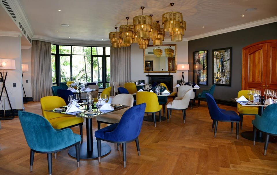Restaurant/places to eat, Area and facilities