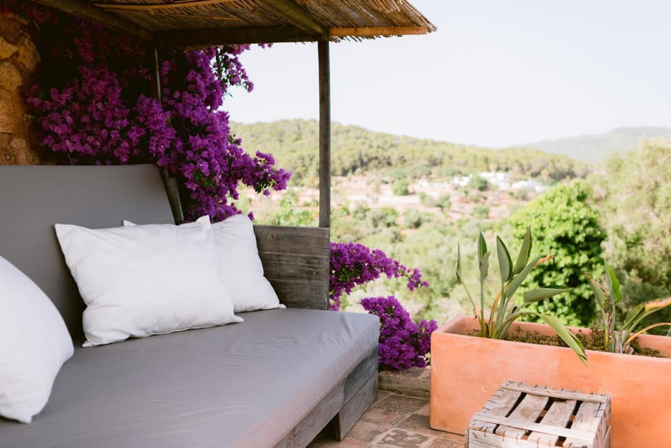 Natural landscape, View (from property/room), Balcony/Terrace, Garden view, Mountain view