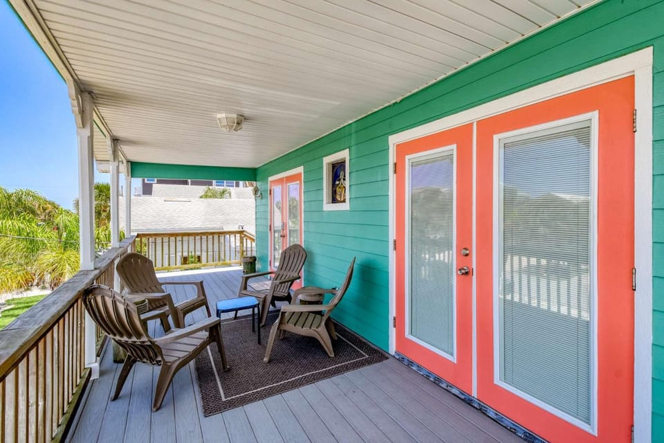 Seascape Family Beach Retreat House in Saint Augustine Beach