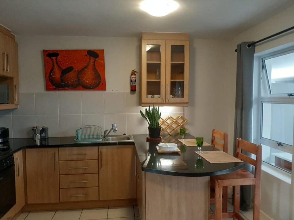 Coffee/tea facilities, Seating area, Dining area