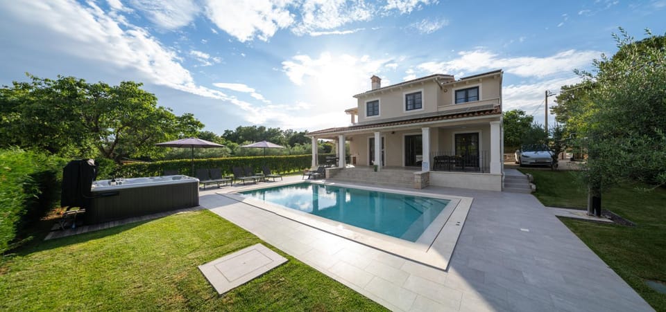 Garden view, Pool view, Swimming pool