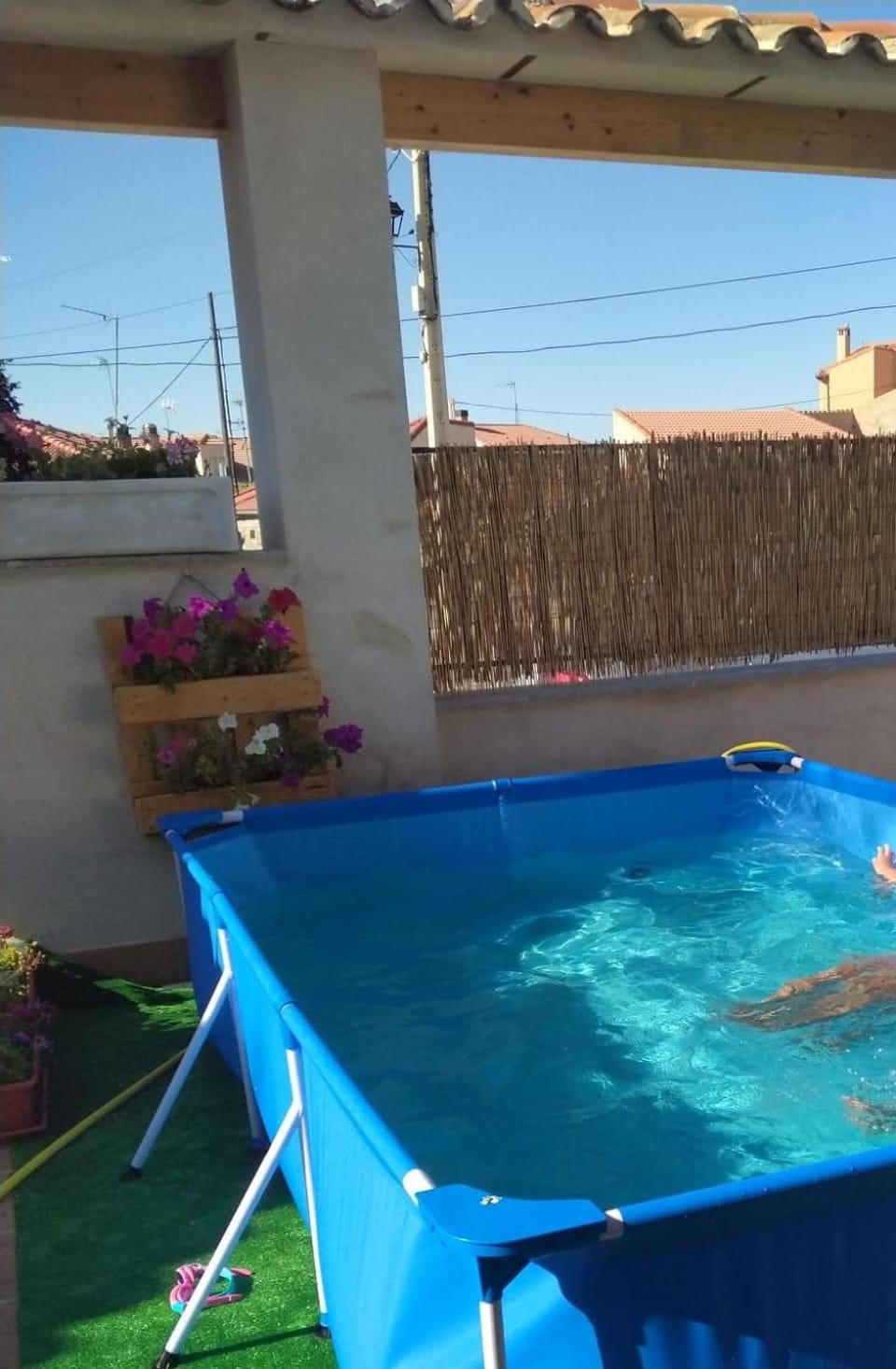 Swimming pool