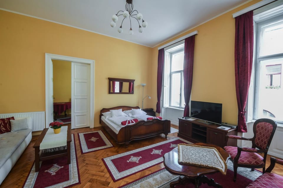 Communal lounge/ TV room, Living room, Photo of the whole room