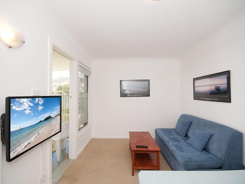 Beachside Shoal Bay Unit 2 House in Shoal Bay