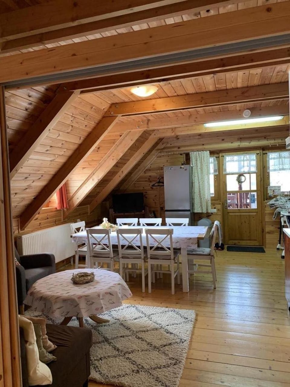 TV and multimedia, Kitchen or kitchenette, Living room, Dining area