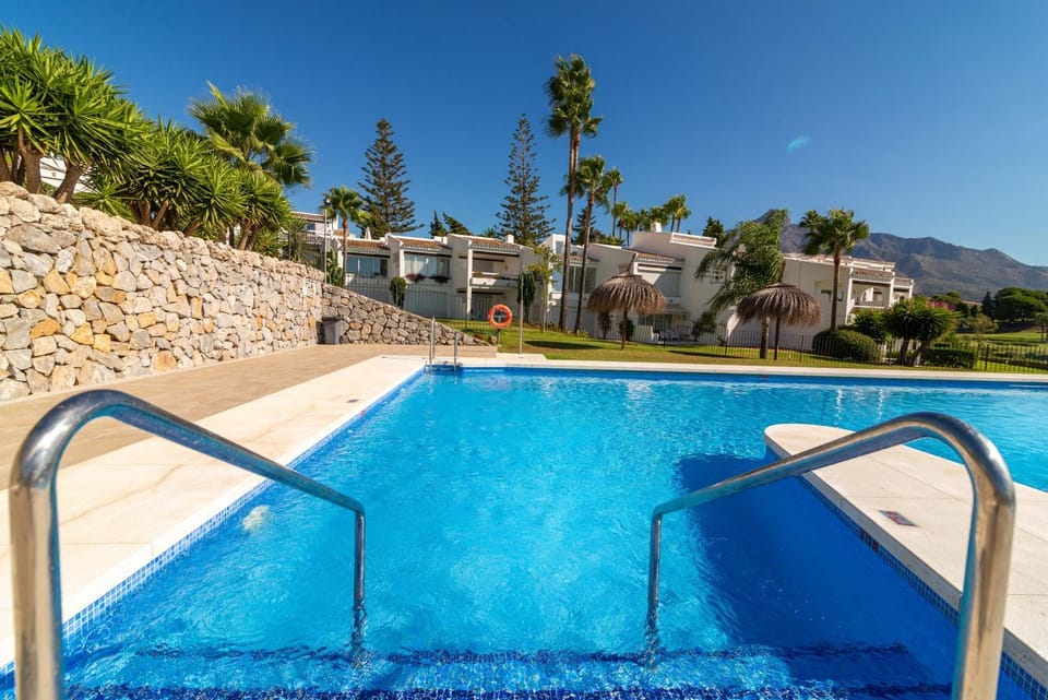 Garden, Swimming pool