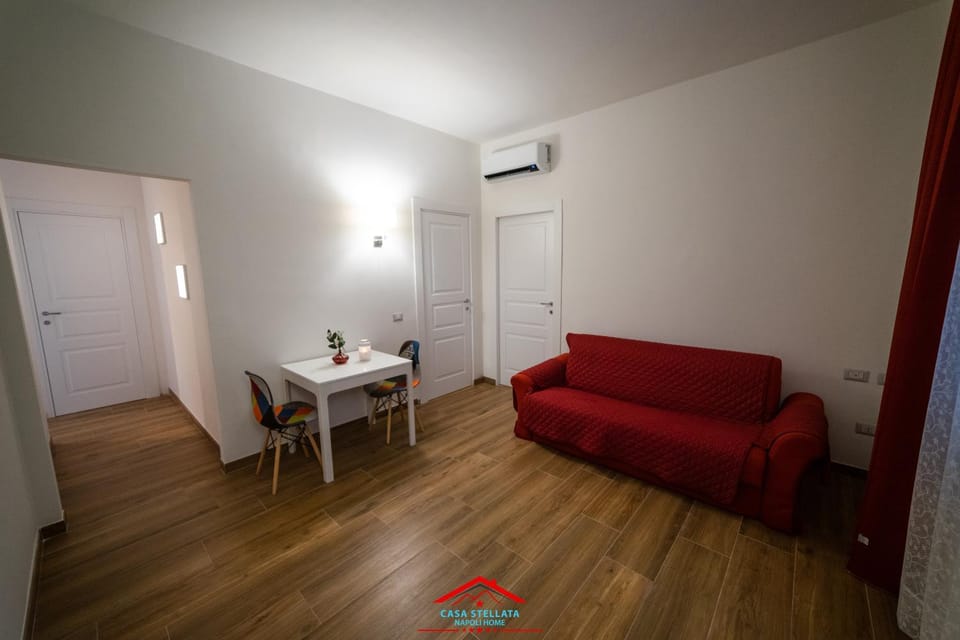 Bed, Living room
