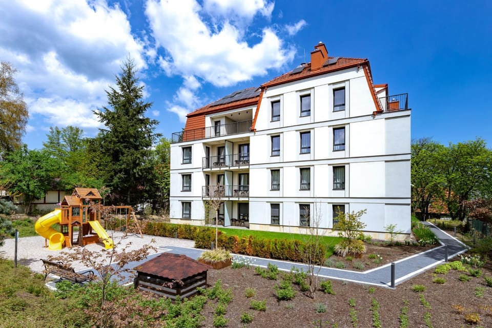 Property building, Garden, View (from property/room)