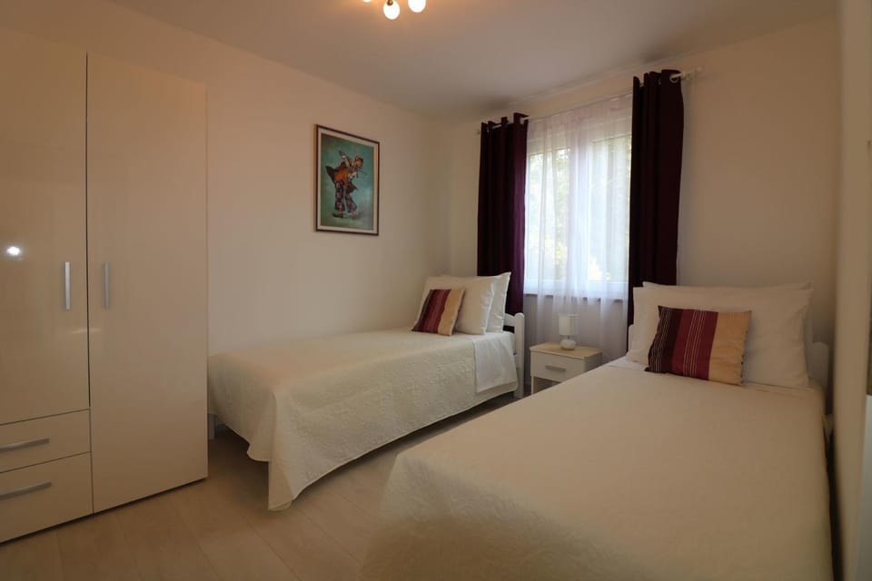 Residence Lorena Bungalow Lavanda 1 House in Poreč
